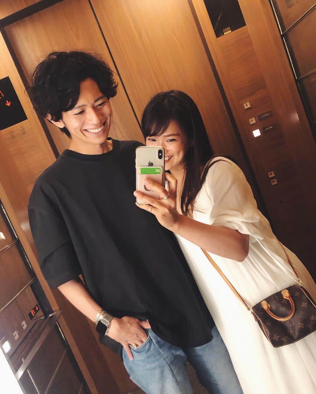 片山良平のインスタグラム：「今日は2時間だけのデート🥳  2人でランチするのほんと久々！  こういう時間大事よね。  #andaz #結局 #子供のこれからの話 #9割 #でした」