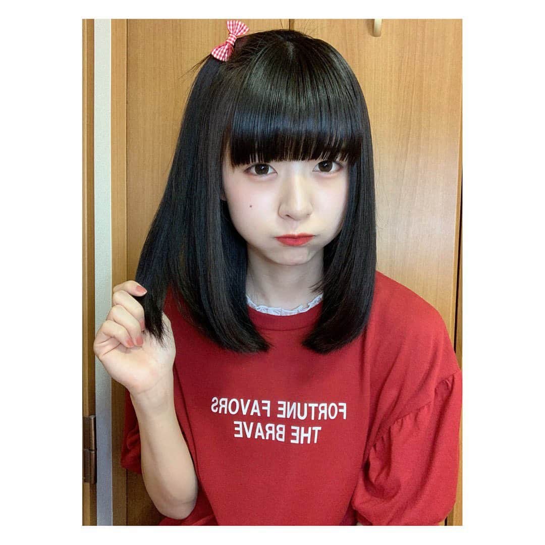 橋本美桜のインスタグラム：「髪の毛切ったら幼くなったらしい。」