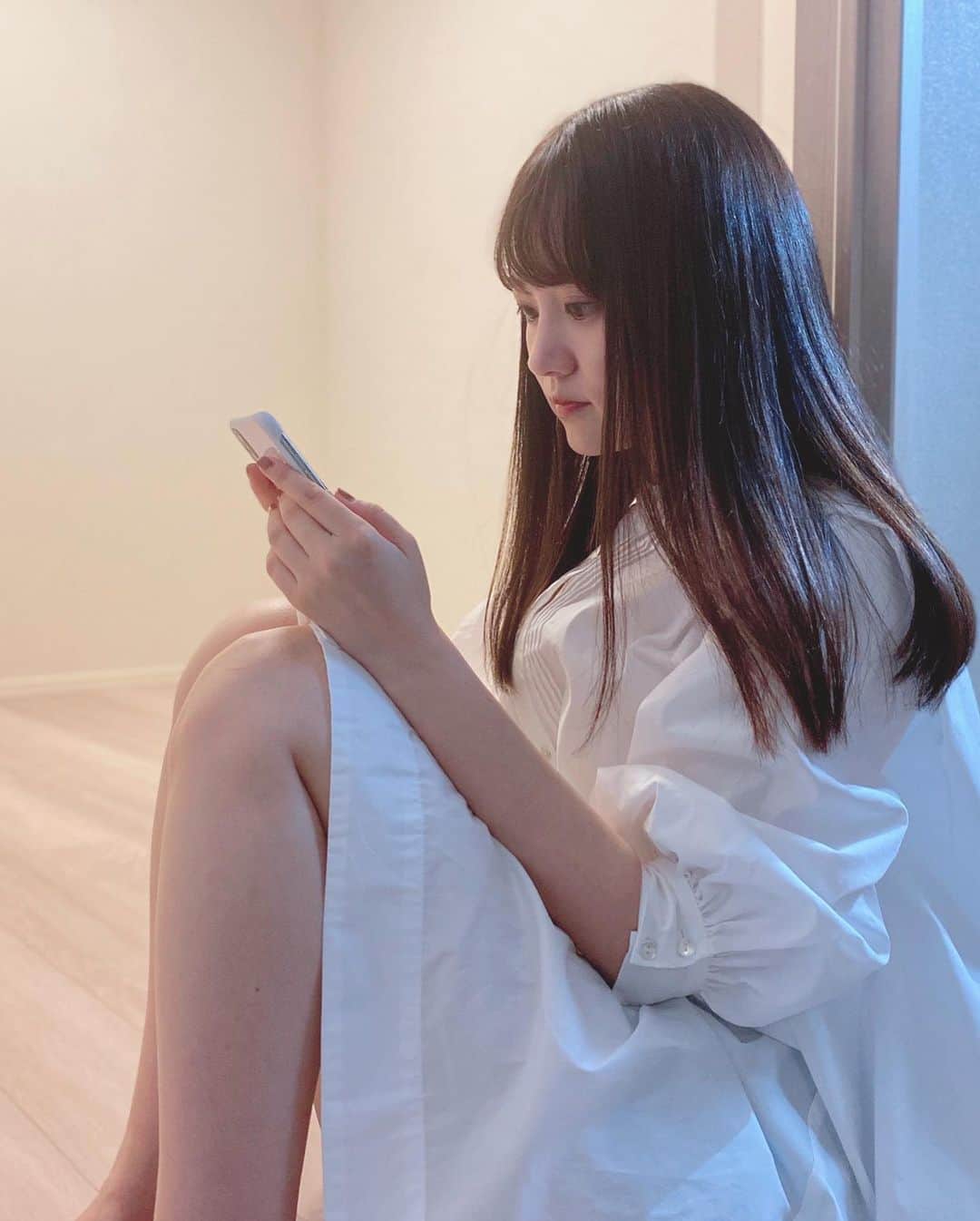 浜田翔子さんのインスタグラム写真 - (浜田翔子Instagram)「#新居💡 #ニトリ　#francfranc  #ikea  #家具選び  難しいけど元々大好きだから探すの楽しい！ 自粛期間で家具とか人気みたいで 中々いいの見つからなかったりも するけど楽しい🛋 #インテリア」7月1日 20時44分 - shoko_hamada