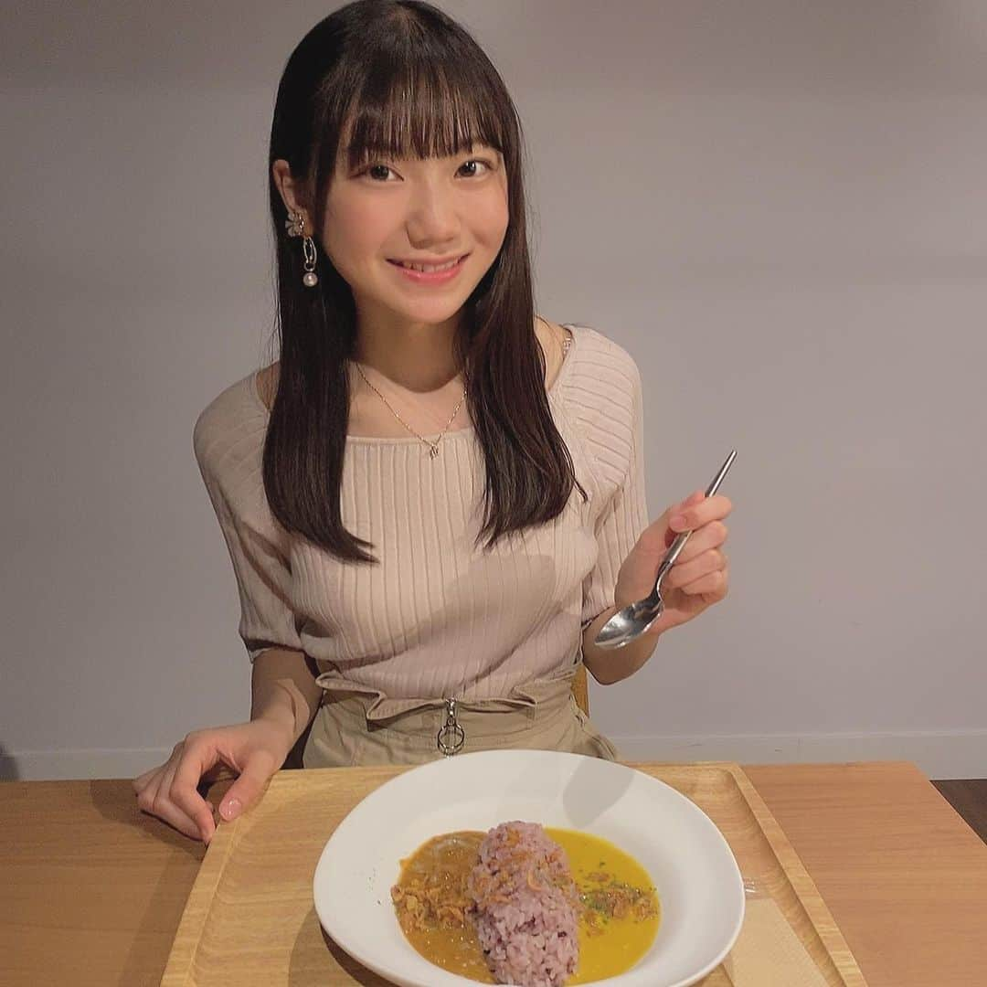 藤崎未夢さんのインスタグラム写真 - (藤崎未夢Instagram)「♡ TABIBAR&CAFEのカレー . お米はもちろん！新潟のお米🌾 発酵カレーと雪下にんじんのカレーで選べなかったから 2種の盛り合わせにしちゃった🤤 わたしは雪下にんじんのカレーのほうが好きだった！♡🥕 これは季節限定みたいだからぜひ食べてみて〜！！ テイクアウトもあるみたいです！ . . #NGT48 #NGT48研究生 #藤崎未夢 #新潟 #新潟駅 #新潟カフェ #新潟ランチ #新潟カレー #tabibarandcafe #未夢ちゃんとデート」7月1日 21時03分 - miyu_miyu_ngt48