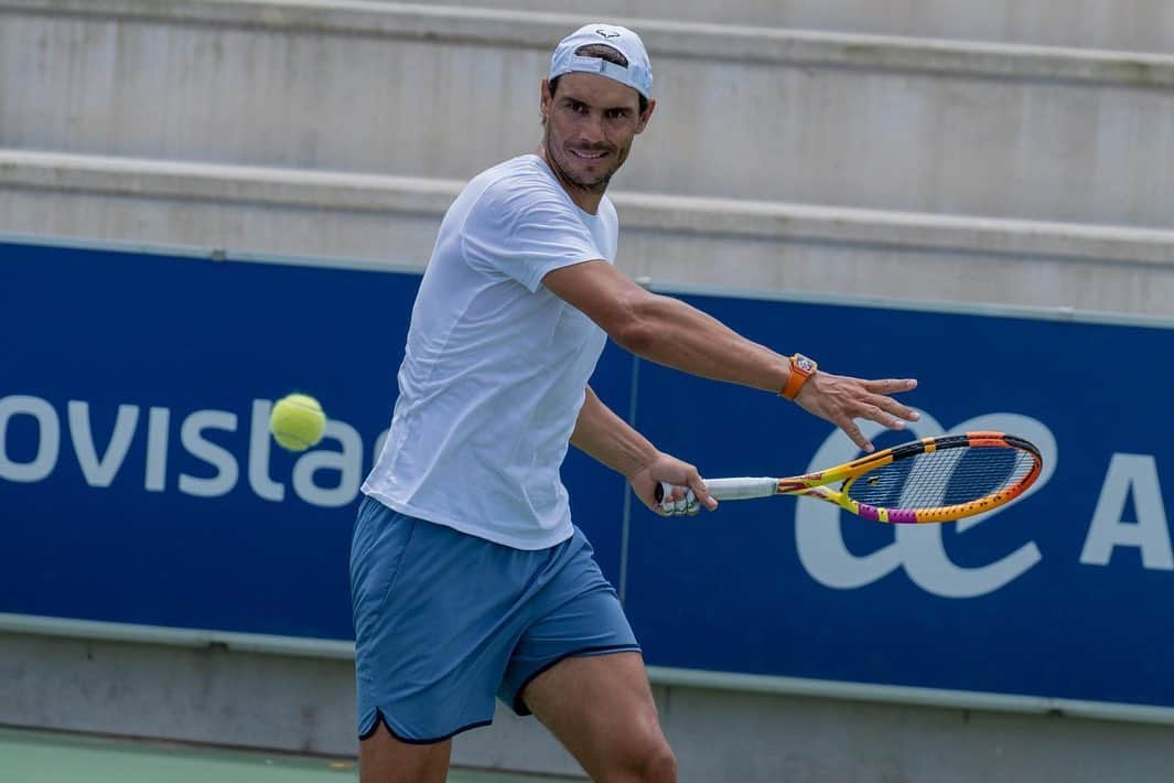 ラファエル・ナダルさんのインスタグラム写真 - (ラファエル・ナダルInstagram)「Practice 😉   #smile   #CarlosMoya」7月1日 21時08分 - rafaelnadal