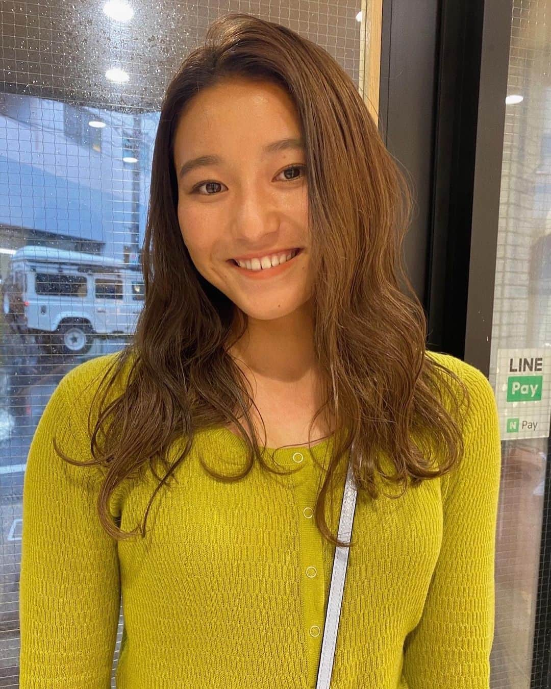 松田詩野さんのインスタグラム写真 - (松田詩野Instagram)「💛🐆💛🐆﻿ ﻿  @logue_paaq_official  @ayumi_maoka thank you💆🏻‍♀️  #hair #haircolor #ベージュ #ベージュカラー」7月1日 21時18分 - shinomatsuda