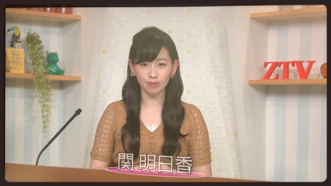 関明日香さんのインスタグラム写真 - (関明日香Instagram)「ZTV 「おうみかわら版」 . 水曜号のニュース 更新しております❤️✨ 金曜日の18時まで何度か放送 しているのでエリアの皆様 宜しくお願い致します🙇‍♂️🙇‍♂️ . . . . . . #地域 #地域密着 #地域情報 #滋賀 #滋賀県 #ztv  #湖北エリア #彦根 #長浜 #米原  #黒髪　#黒髪ロング  #コロナに負けるな  #コロナウイルスが早く終息しますように #関西タレント #アナウンサー　#リポーター #ラジオパーソナリティー」7月1日 21時41分 - asuka2586
