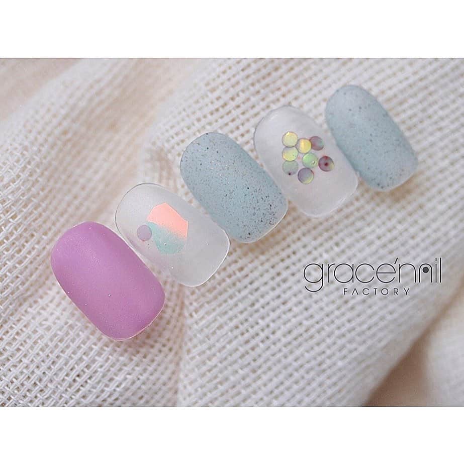 Gracenailfactoryさんのインスタグラム写真 Gracenailfactoryinstagram 幾何学artとマット Design By Gracenailfactory Chiho グレースネイルファクトリー 大阪堀江 堀江ネイル ショートネイル カジュアルネイル ファッジネイル ニュアンス
