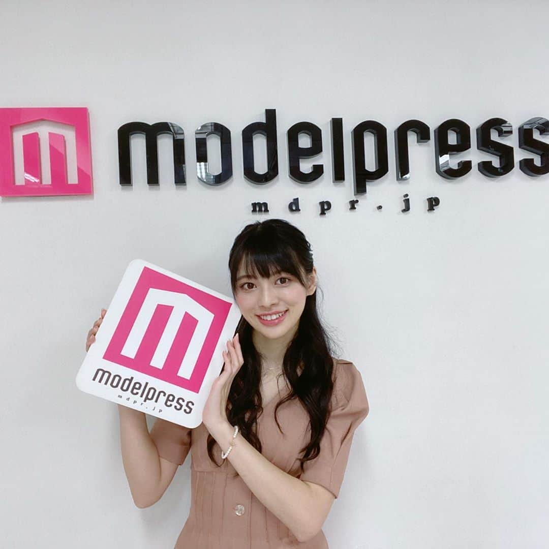 藤田いろはのインスタグラム：「今日は #モデルプレス さんに取材と撮影して頂きました✨﻿ みんなが「あなたの推し、モデルプレスで記事にします」の企画でたくさん推しごとしてくれたおかげだよおおお😭本当にありがとう💕﻿ ﻿ ‪#藤田いろは#グラビア#gravure #japanesegirl #レースクイーン#tokyo  #l4l #aziangirl  #ビジョビ #模特 #뷰티스타그램 #셀카  #cosplay #黒髪ロング#팔로우#소통해요#셀스타그램#モデル #model #그라비아 #모델 #日本的 #性感內衣 #ヘアーアレンジ #内衣 #奶 #sexy  #性感美女 #性感尤物」