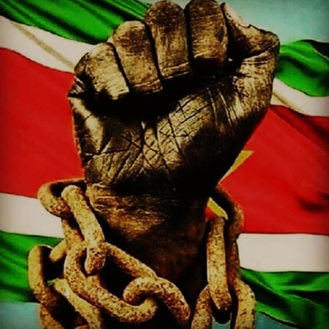 イェレマイン・レンスのインスタグラム：「#ketikoti 🇸🇷 #suriname」