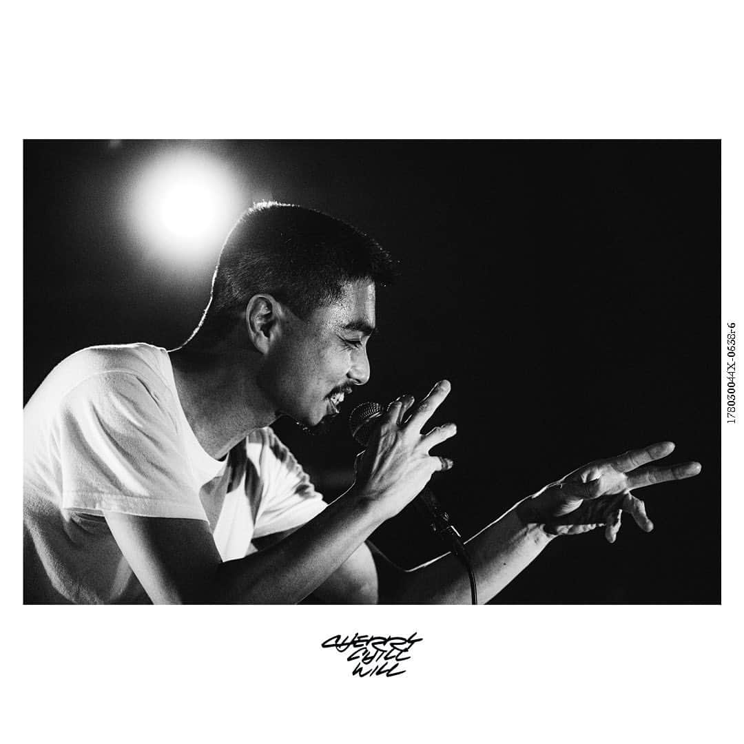 のインスタグラム：「鎮座DOPENESS photographed by cherry chill will. #鎮座dopeness  #cherrychillwill」