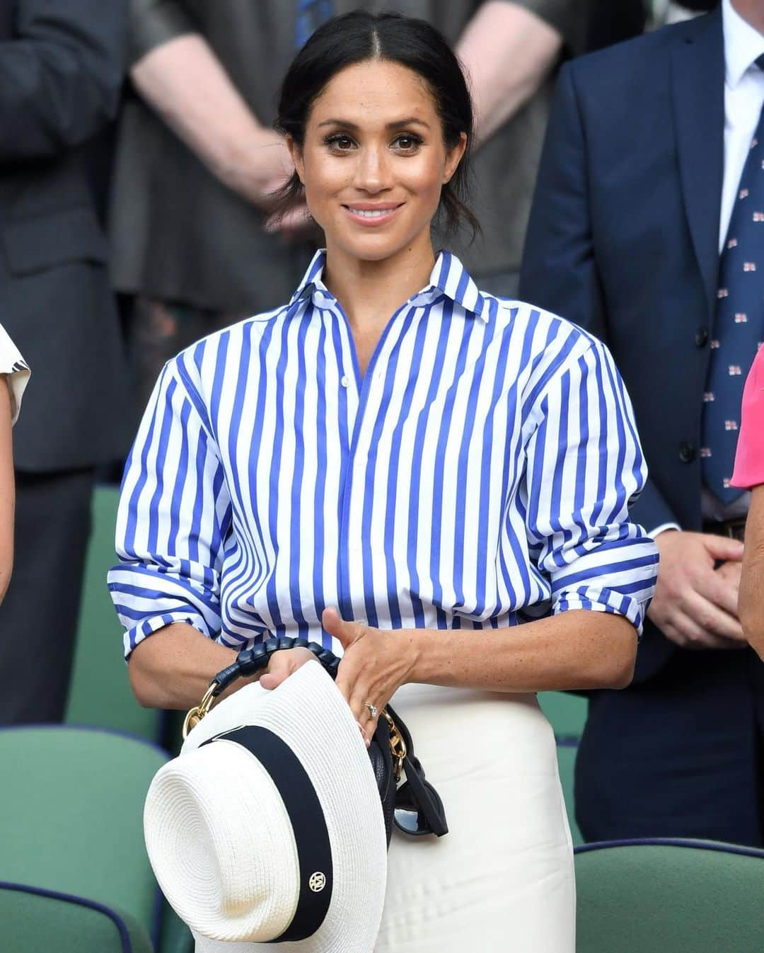 Vogue Italiaさんのインスタグラム写真 - (Vogue ItaliaInstagram)「Sadly, Wimbledon will not be held for the first time since 1945 but at the link in bio we revisited all the most interesting looks worn by the Royal Family while attending the Championships in the last editions. From #PrincessDiana to the #DuchessofCambridge, see all the looks via link in bio.」7月1日 22時44分 - vogueitalia