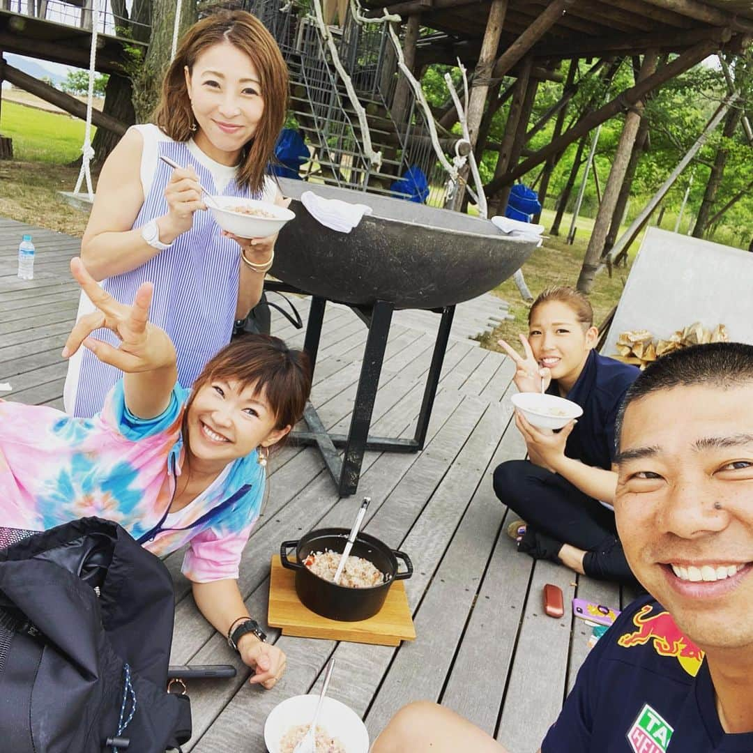 水田真依子さんのインスタグラム写真 - (水田真依子Instagram)「#海#加島#プライベートビーチ#LOVE#singapole #southeastasia #リゾート #happy #roma #女子 #houseparty #firenze #lovecooking #summer #love #fashion #景色 #ヘア #instagood #interior #占い #建物 #海 #tokyo #everything #gardensbythebay #料理好き #夏 #japan #トラベラーズノートレギュラーサイズ」7月1日 23時30分 - maikosebasu