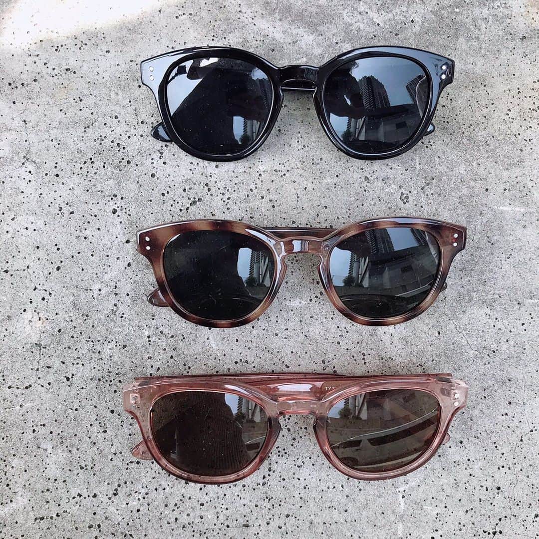 Me%さんのインスタグラム写真 - (Me%Instagram)「New arrival comingsoon ————— ベーシックなデザインからカラーアイテム、トレンドのクリアデザインなど、バリエーション豊富な sunglassesが7/2に登場。 今年の夏のお気に入りをチェック。  セルフレームサングラス(item892725) クリアカラーフレームキャットサングラス(item832721) ————— #mepercent #sunglasses #summer #clear #color #catframe」7月1日 23時40分 - me_percent