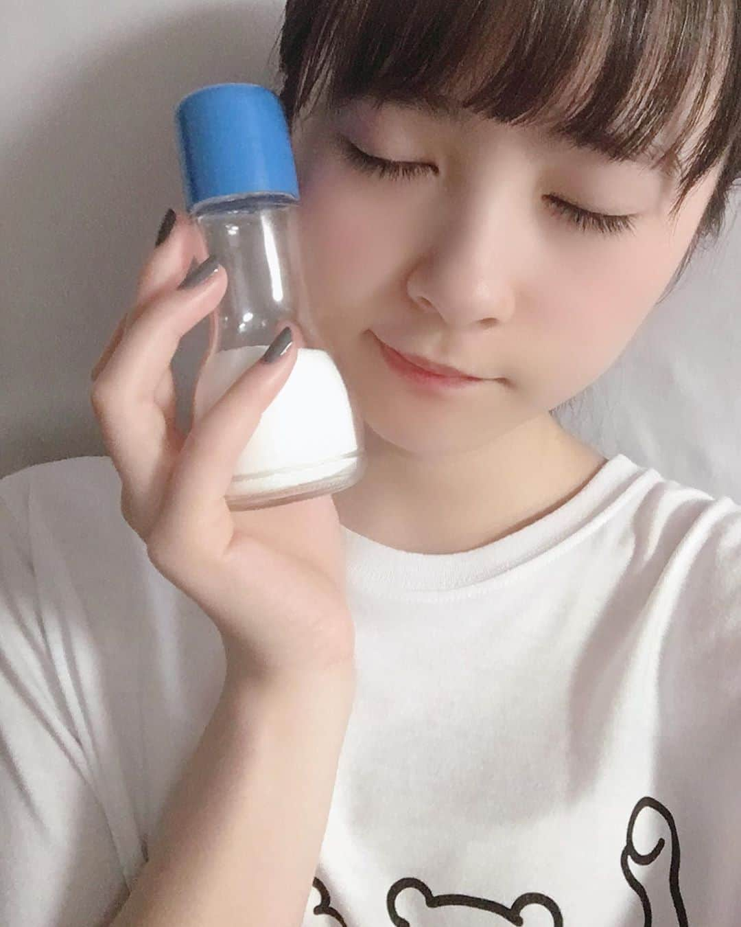 藤井優衣さんのインスタグラム写真 - (藤井優衣Instagram)「化粧してないので塩を持った🧂  -  #塩 #けたくま #すっぴん #kissbee #urakiss #japaneseidol #youtuber #followme」7月1日 23時47分 - fu_0o0