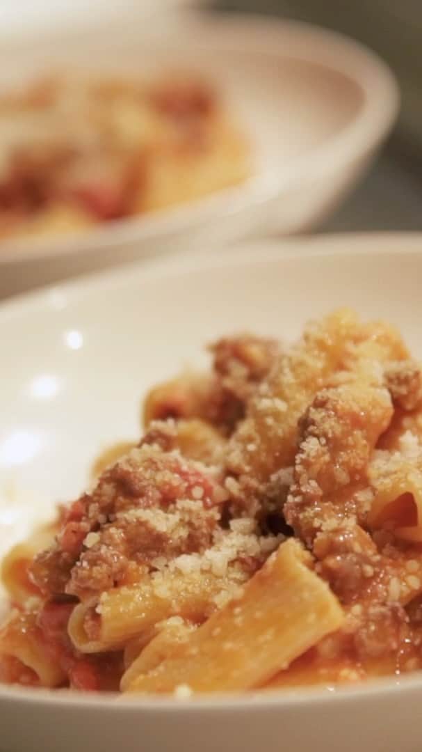 Palms Casino Resortのインスタグラム：「Attention Vetri Cucina @vetricucinalv fans, we are moving west, to Summerlin that is. Introducing @osteriafiorella , a rustic Italian pop-up by @marcvetri opening July 10 at @redrockcasino  . . . . . #marcvetri #italianfood #summerlin #osteriafiorella #food #pasta #pizza #redrockcasino #palmslv #stationcasinos」