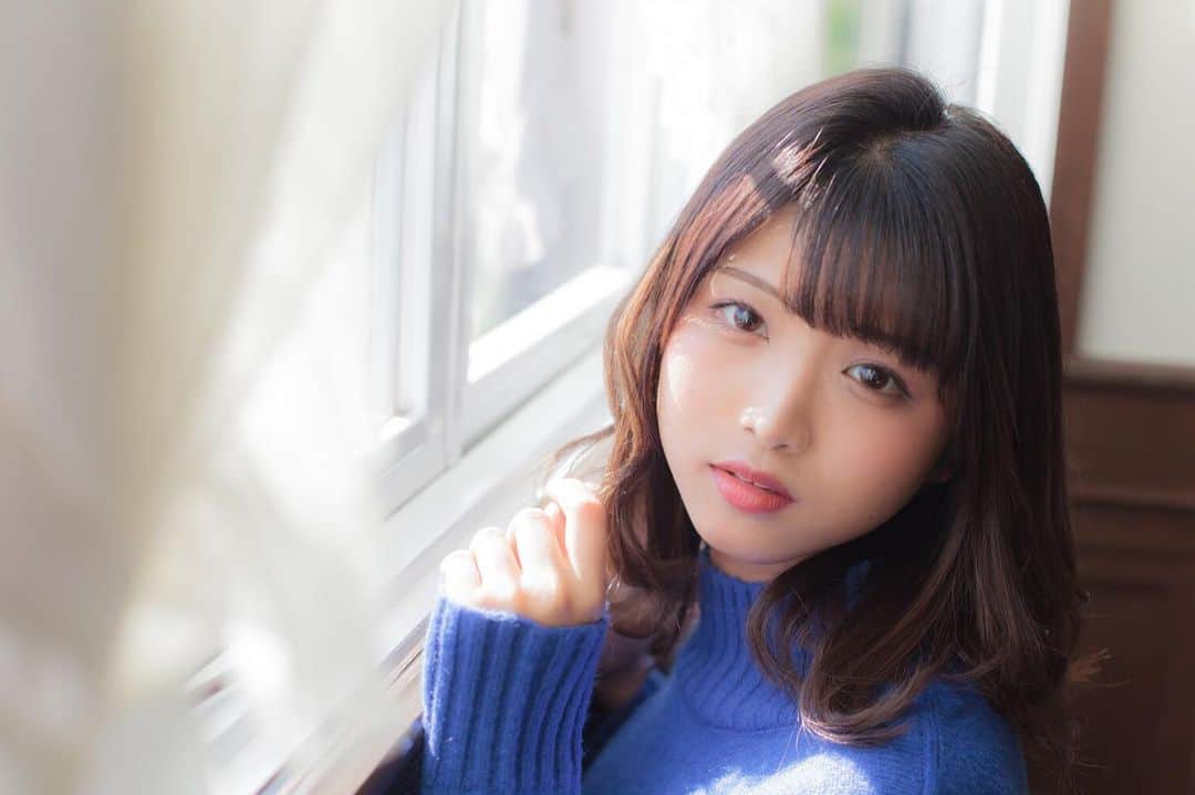 山本ゆうかのインスタグラム：「.﻿ ﻿ ﻿ ﻿ ﻿ 相席食堂再開して嬉しい(*´꒳`*)！﻿ ﻿ ﻿ ﻿ ﻿ 普段テレビは見ないので、ほぼほぼ﻿ サブスクか、見逃し配信等で見てます_:(´ཀ`」 ∠):﻿ ﻿ ﻿ ﻿ ﻿ ﻿ #gu #神戸北野 #北野異人館 #royalparty  #portrait #ポートレート #ポートレートモデル  #関西サロモ #被写体 #ポートレートしま専科  #ビジョビ #キリトリセカイ #スクリーンに恋して #カメラマンさんと繋がりたい  #サロモ募集中  #portraitphotography #good_portraits_world  #instagood #instaportrait #lovers_nippon  #イチナナライブ #17live #ビゴライブ #ポコチャ」