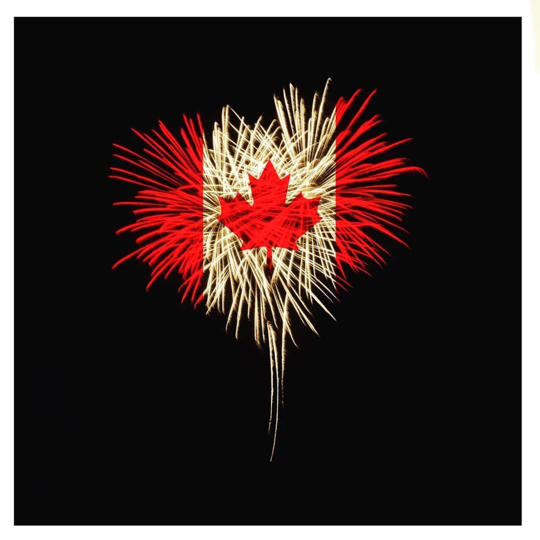 エリシャ・カスバートのインスタグラム：「Happy Canada Day! I hope everyone has a great day and stays extra safe this year. 🇨🇦 and if your looking to do some good, check out the link in my Bio for our charity virtual race! ❤️」