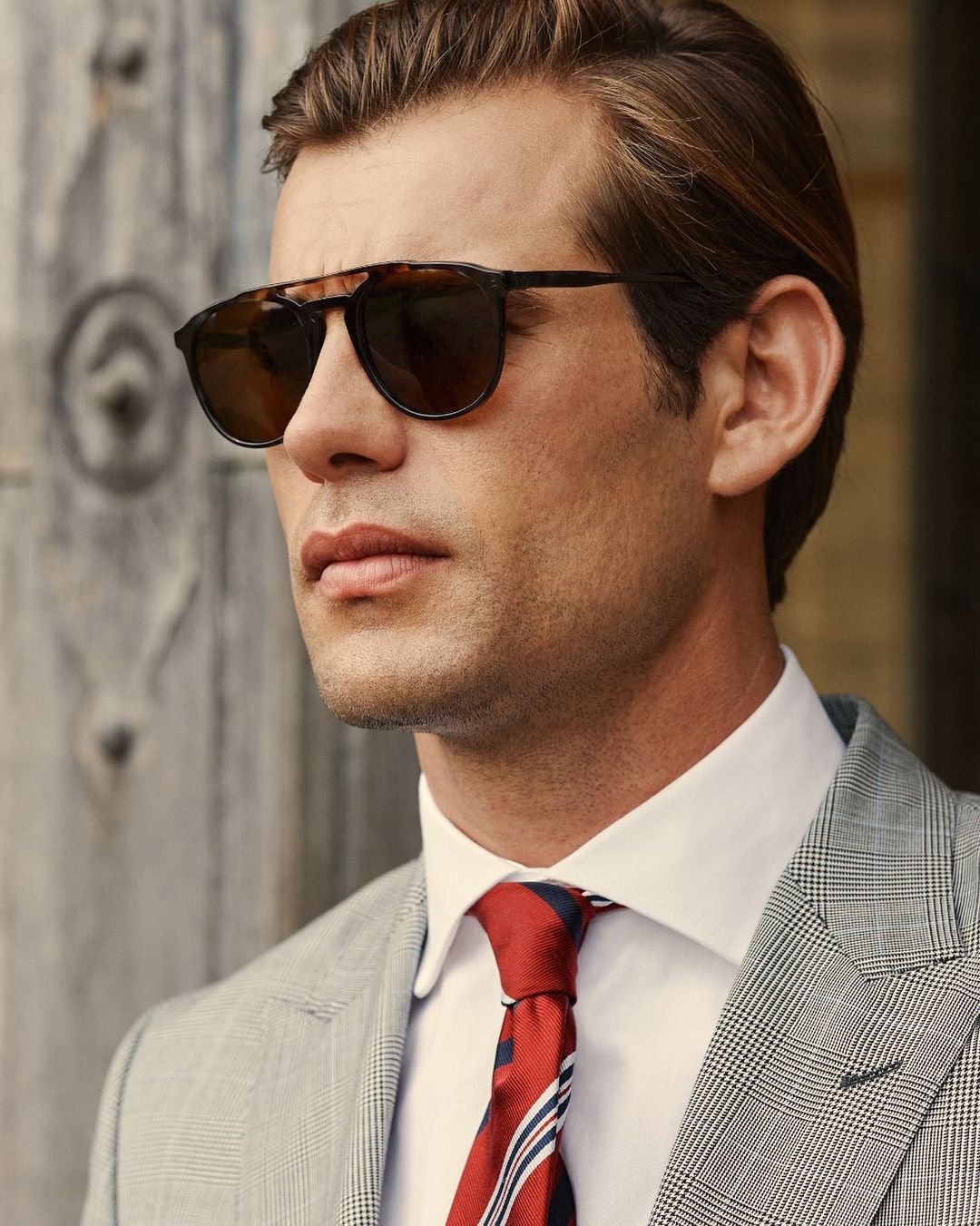 ハケットのインスタグラム：「Our summer eyewear collection for 2020 has everything for every gentleman, some of the most timeless styles specifically designed for the fashion-forward man. Explore the collection by clicking the link in our bio today. #STAYHackett」