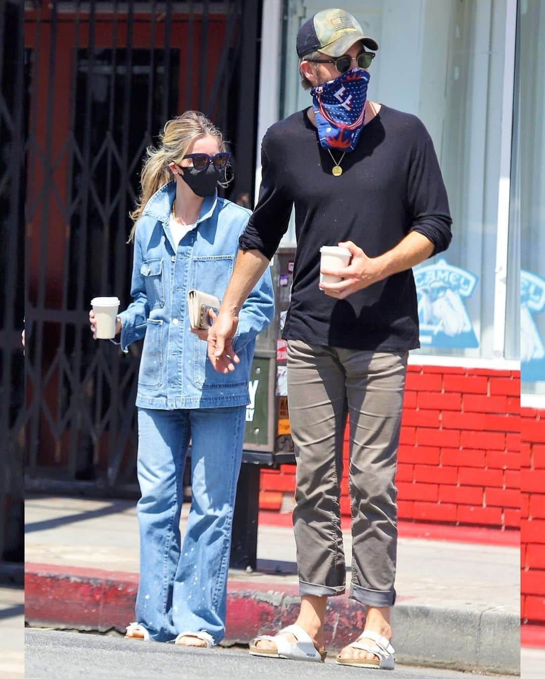 Just Jaredさんのインスタグラム写真 - (Just JaredInstagram)「Chris Pine & girlfriend @annabellewallis head out on an afternoon coffee run. #ChrisPine #AnnabelleWallis Photos: Backgrid」7月2日 12時31分 - justjared