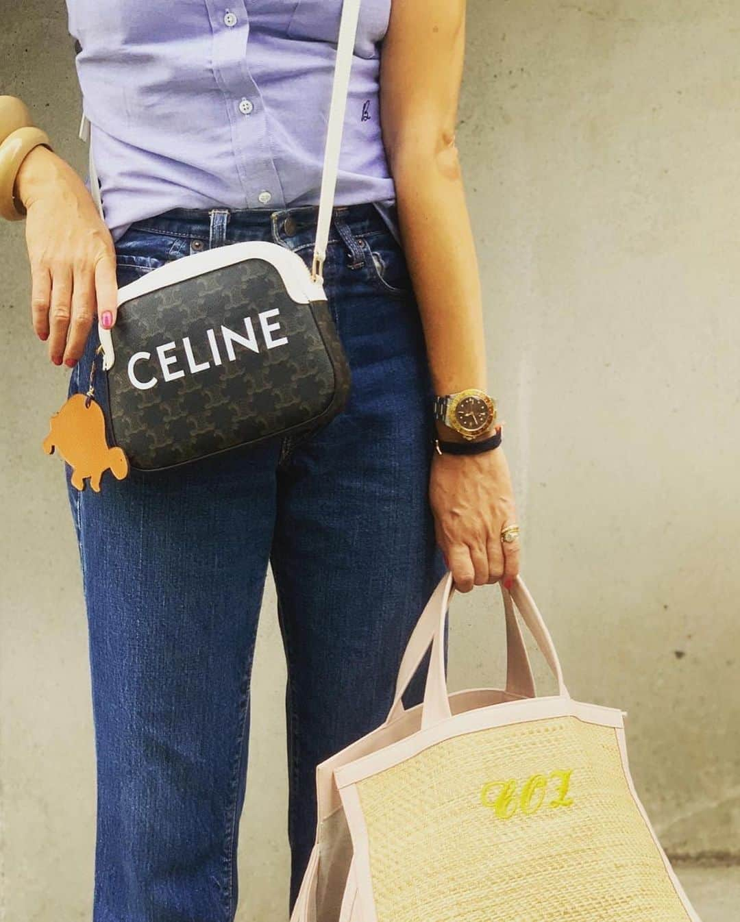 安西こずえさんのインスタグラム写真 - (安西こずえInstagram)「new bag🥳 コーデ⚡️⚡️⚡️ 可愛い❤️ @celine」7月2日 11時25分 - cozcozrin