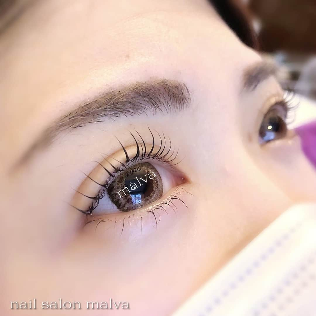 nailsalon malva（ネイルサロンマルヴァ）のインスタグラム