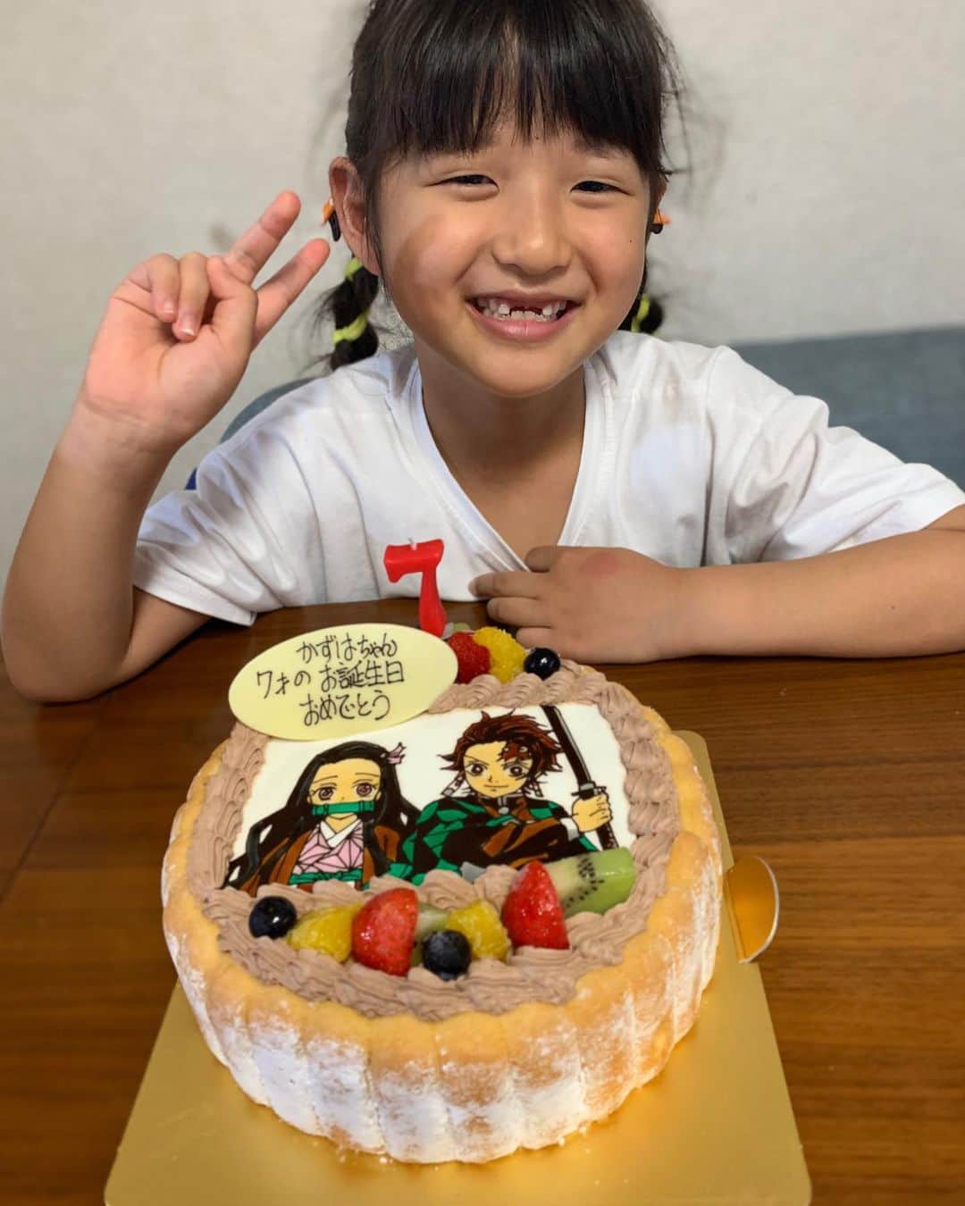 永里源気のインスタグラム：「昨日は次女和葉7歳の誕生日でした🎉🎂🎊 ようやく学校に通うことができるようになり、楽しく学校に行けてるのを見れ親としては一安心😊 お友達もできたみたいで、念願だった、学校帰ってきてから友達と公園に遊びに行ってました✨ これからも笑顔絶やさずファイト😁」