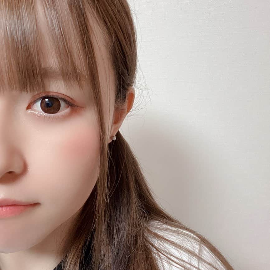 歩乃華（ほのらん）のインスタグラム：「ダーマペンびっくりする程肌綺麗になった！ニキビ跡めっちゃマシになったし、それ以外の毛穴とかも落ち着いたから全体的に良くなった！肌綺麗って言われるの嬉しいし夢見たいww今までで一番効果あった！イセアクリニックさんいつもありがとうございます！」