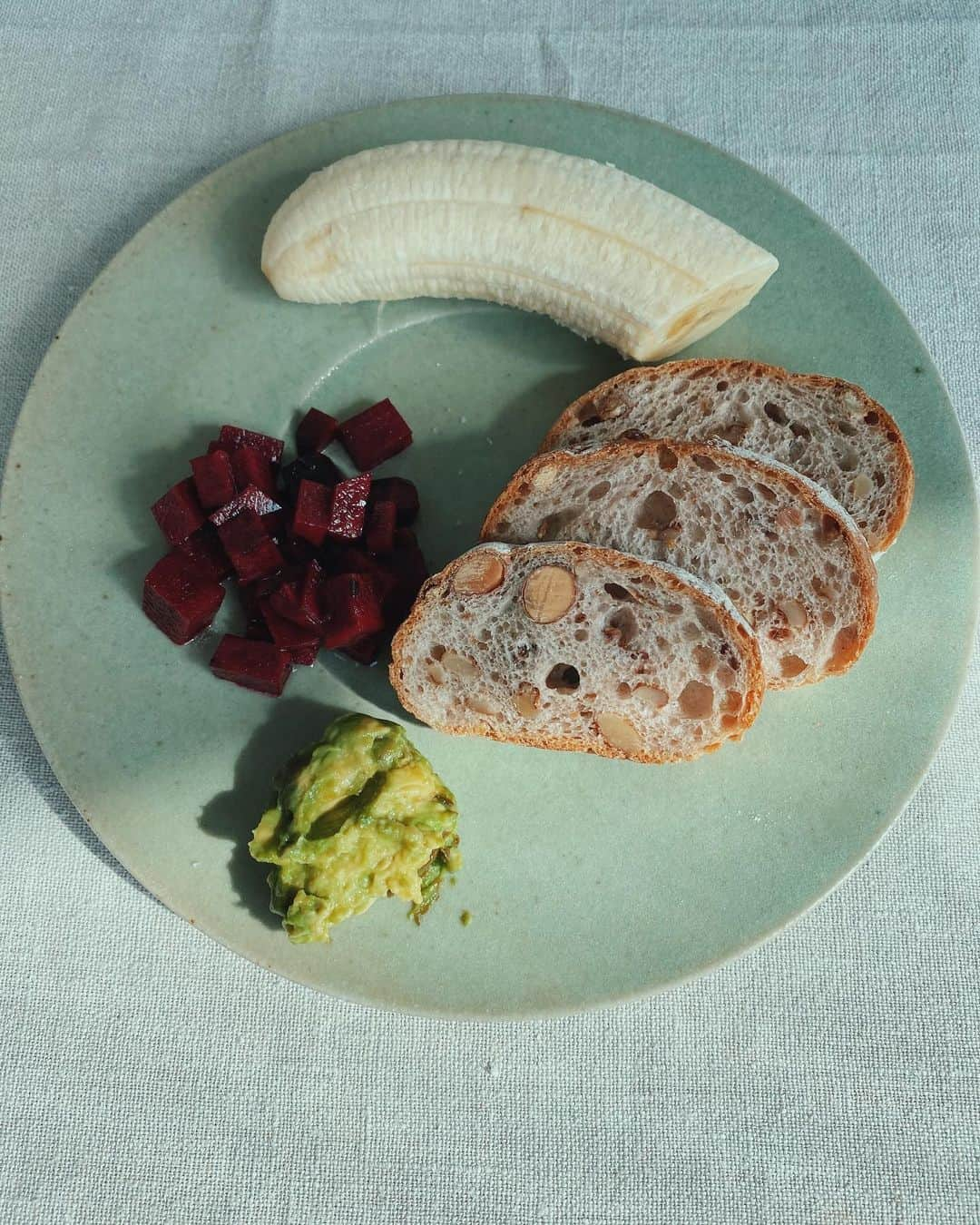 金子渚さんのインスタグラム写真 - (金子渚Instagram)「🍌🥑🥖  #nagirecipe」7月2日 8時43分 - nagisakaneko