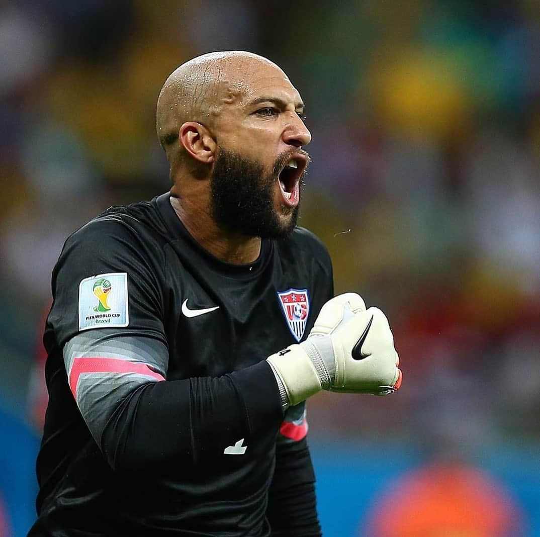 Major League Soccerさんのインスタグラム写真 - (Major League SoccerInstagram)「#OnThisDay in 2014, @timhow1 set a @fifaworldcup record with 16 saves against Belgium. 📸: @usmnt 🧤」7月2日 9時32分 - mls