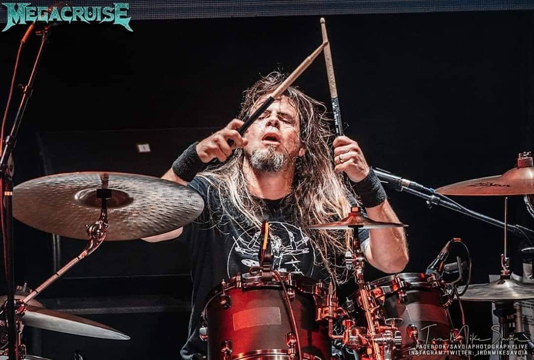 Queensrycheさんのインスタグラム写真 - (QueensrycheInstagram)「Todd playing drums at the All Star Jam aboard the MegaCruise 🤘 (photo credit Iron Mike Savoia) #queensryche #theverdicttour #megacruise #allstarjam #toddlatorre #tlt #thevoice #drummer #leadvocalist #singersongwriter #multitalented #talentedmusician #onthehighseas #memories #goodtimes」7月2日 9時46分 - queensrycheofficial