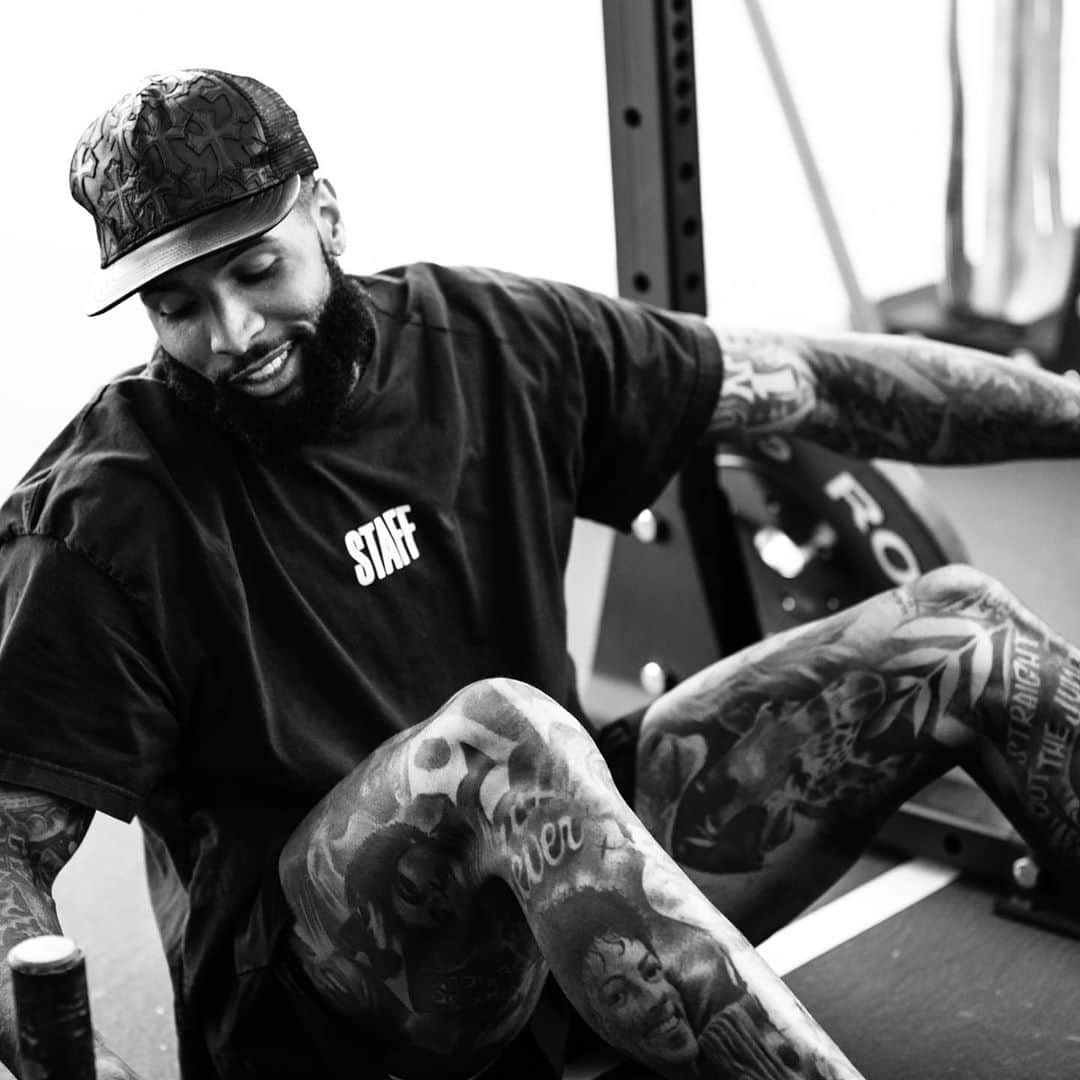 オデル・ベックハン・ジュニアのインスタグラム：「Sometimes I sit and laugh with God about how you can’t stop me 😆」