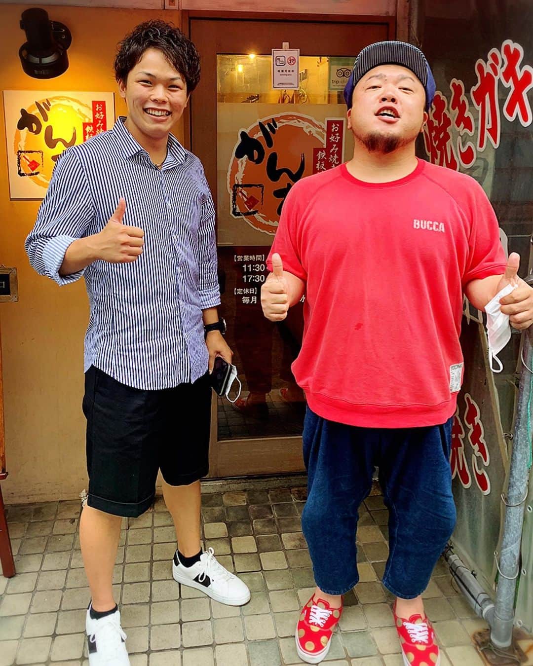 HIPPYのインスタグラム：「広島ドラゴンフライズから 岩手ビッグブルズへ本拠地を移す山田安斗夢選手  広島に来る前からHIPPYの曲を愛してくれててありがとう めっちゃ美味い［がんすけ］のお好み焼き食べてもらって 広島への恋しさをさらに植え付けときましたわw  離れちゃうけど応援してるぞ！お互い頑張ろう アトム！ファイ！  #山田亜斗夢  #広島ドラゴンフライズ  #岩手ビッグブルズ  #HIPPY #君に捧げる応援歌 #がんすけ #お好み焼き #チーズトッピング #卵ダブル #これマスト #飲食店さんマジ頑張れ #愛するお店をみんなで守る」