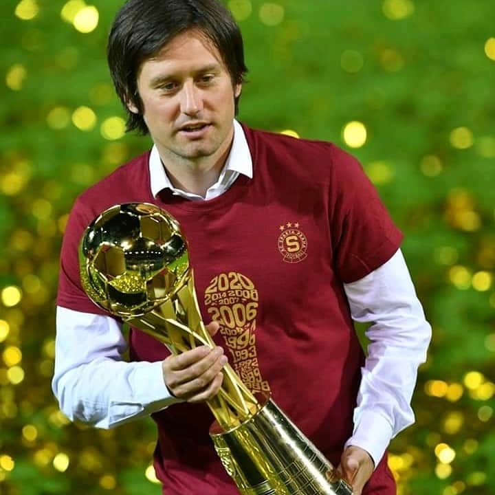 トマーシュ・ロシツキーのインスタグラム：「Cup winners 2020. This is just a start... lets keep on building together...on to the next one  SPARTA」