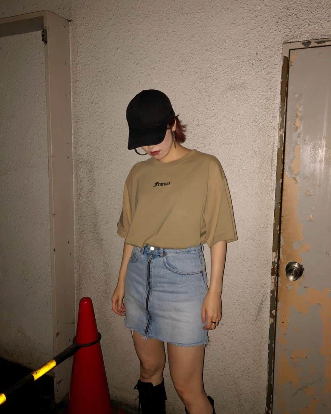 Lil’Fang さんのインスタグラム写真 - (Lil’Fang Instagram)「🧡🧡🧡﻿ #NERDUNID﻿ #CheapMonday」7月2日 20時21分 - lilfang_faky