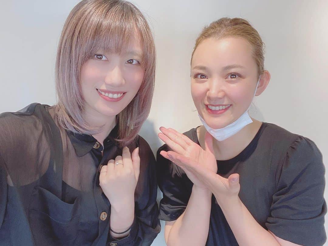 のインスタグラム：「わぁーい！！ 念願の美容院やっと行けた！！ もちろんいつものVAN COUNCILで( ˘꒳˘)  お色は前回とっても素敵だったパープル強めシルバー♡ 髪の量凄いことになってたけど沢山すいてもらってスッキリしたし、傷んだ髪をトリートメントでひたひたメタメタにして頂きました！ 森田さんいつもありがとうございます‪⸜(*ˊᵕˋ* )⸝‬ @morikanamake   #ATY #夕香里 #VANCOUNCIL」