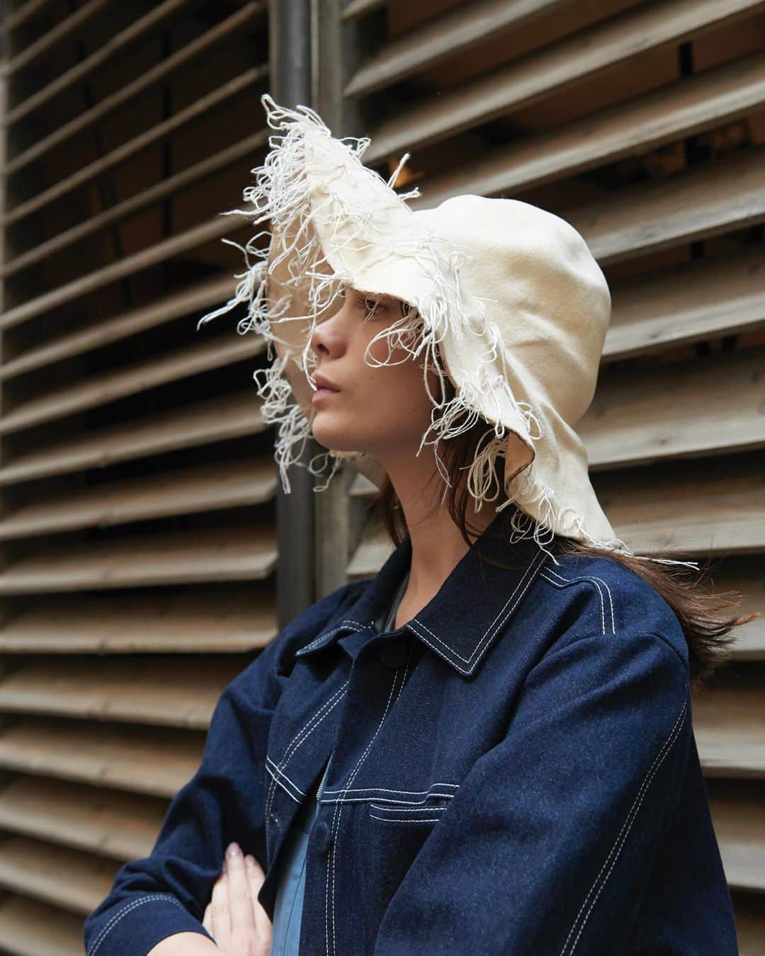 レクレルールのインスタグラム：「HORISAKI handmade #hat.  Exclusively at Leclaireur in Paris.  #Leclaireur #conceptstore #horisaki #handmade」