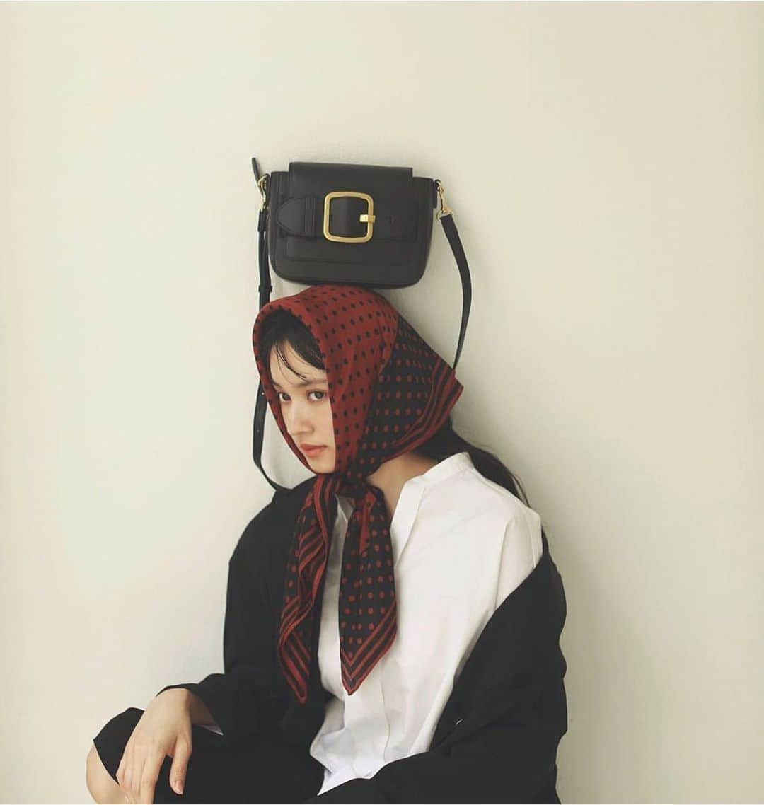 shihori.kathleenのインスタグラム：「強い日差しにも負けずがんばるんば🌞🧕🏼」