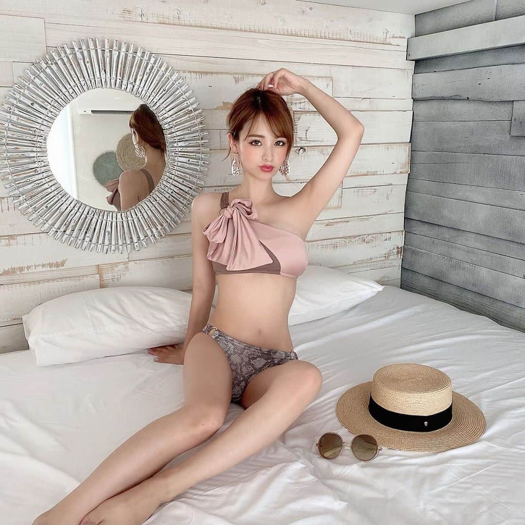 姫奈のインスタグラム：「. . . この水着一目惚れして即購入👙💕 そうくん👦🏻と沢山遊んで お昼寝させた後に母は急いで 着替えてセットしてこれだよ。笑 本当は一緒に昼寝したかったけど← せっかく来たから💕 . . . #bikini #summer #summerfashion」