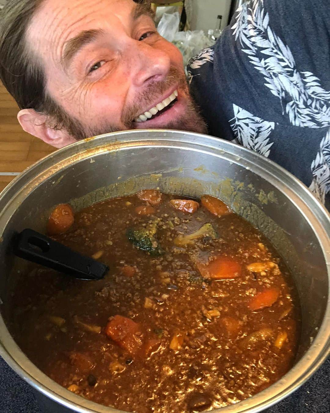 セイン・カミュさんのインスタグラム写真 - (セイン・カミュInstagram)「Hi everyone❣️ Please check out the video version on my YouTube channel ❣️😁🙏 Link in bio‼️😆 #thanecamus #daddyscooking #curry #yummy #healthyfood #healthy #yummyfood #bonapetit @mrcoconutjapan #youtube #youtuber #youtubechannel」7月2日 14時13分 - thanecamus