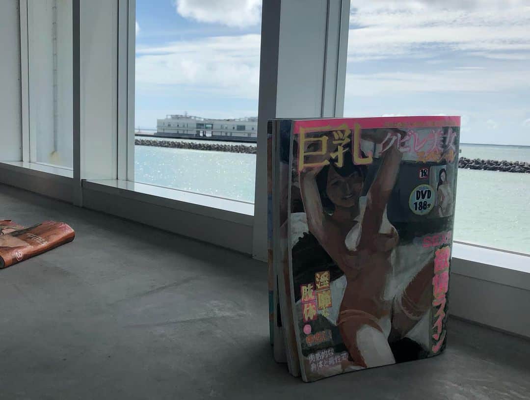 真奈さんのインスタグラム写真 - (真奈Instagram)「ホテル全体がアートで 楽しかった〜〜です🐶👍」7月2日 14時48分 - manatmnt0116