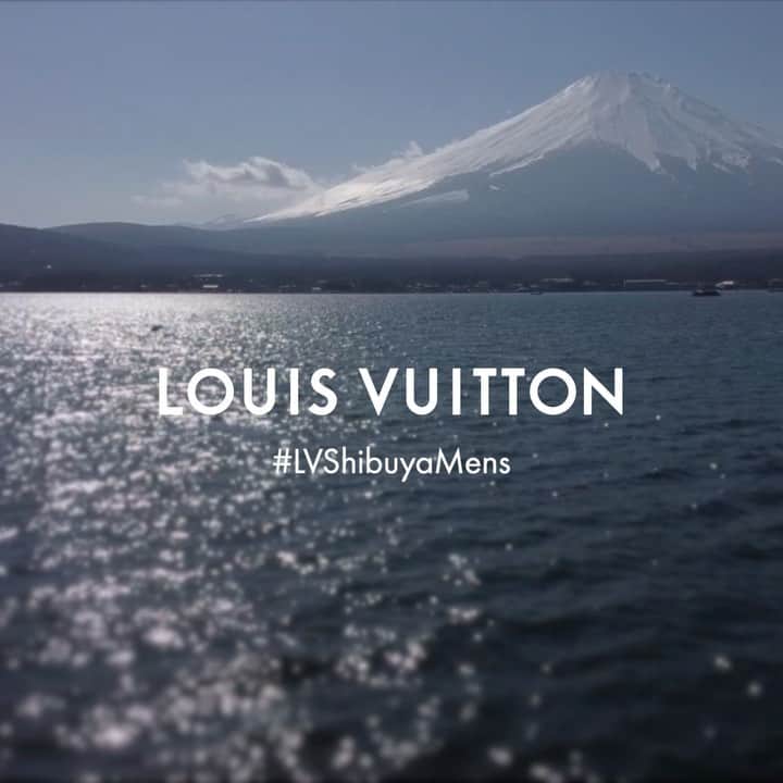 NIGOのインスタグラム：「🦆🦆ⓁⓋ²⃝☁️☁️ #LVShibuyaMens #LouisVuitton」