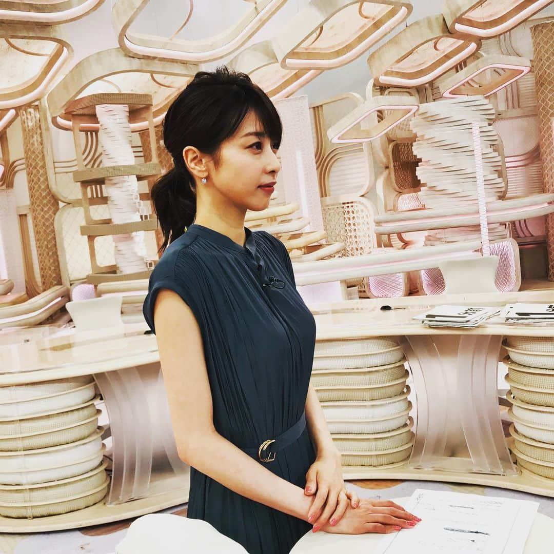 フジテレビ「プライムニュース イブニング」さんのインスタグラム写真 - (フジテレビ「プライムニュース イブニング」Instagram)「Live News it! （#イット ）は  16時50分スタートです！  ●新型コロナ感染 #東京で10７人 の衝撃 ●未明の“#火球 ”爆発音に騒然 ●#武田真治 が22歳年下#モデルと結婚発表 ●どれを使う？種類多すぎ＃除菌グッズ  #緊急事態宣言 #解除後最多 #コロナ #検査数 #小池百合子知事 #緊急会見 #藤井聡太七段 #王位戦 #封じ手開封 #勝負飯 #おやつ #加藤一二三 #練習再開  #イット⠀  #加藤綾子 @ayako_kato.official⠀ #風間晋　⠀ #木村拓也 @takuya.kimura0801⠀ #福原直英   #柳澤秀夫 ⠀ #ガチャピン⠀ #三井良浩⠀ ⠀ #小澤陽子⠀  #荘口彰久 #石本沙織⠀  #フジテレビ⠀ #アナウンサー⠀ ⠀ 公式HP：https://www.fujitv.co.jp/livenews_it/ FNNプライムオンライン：https://www.fnn.jp/」7月2日 16時27分 - livenews_it