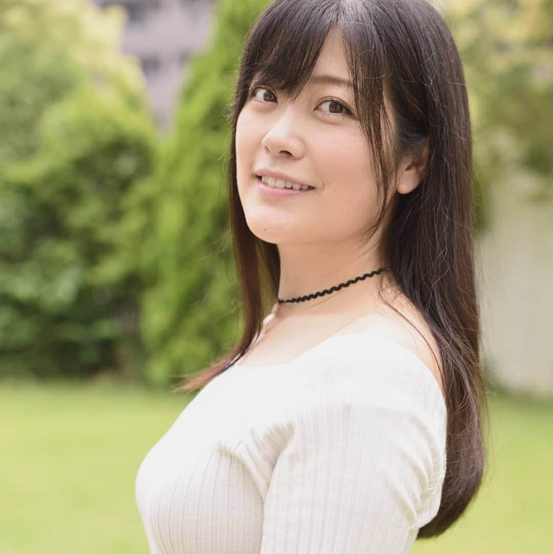 国友愛佳のインスタグラム：「今日は雨降ってなくてよかった(^o^)」