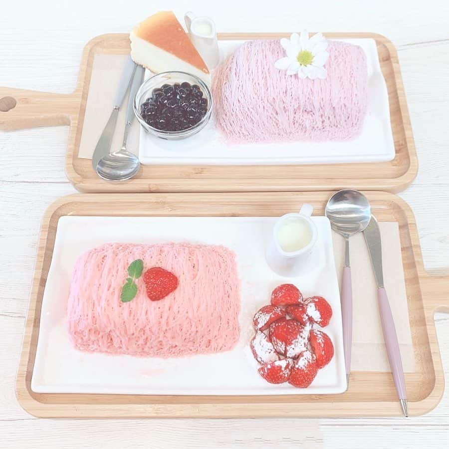 ローリエプレス編集部のグルメインスタ