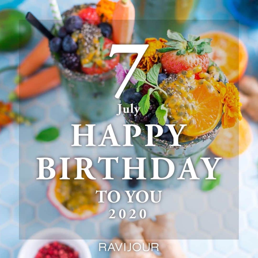 Ravijour札幌4丁目プラザ店のインスタグラム：「\🌟7月お誕生日の方へ🌟/  ブラ上下セットorルームウェア お買い上げの方¥1,000OFF❤️  こちらの画像の提示とお誕生日が 確認出来るものをレジにてご提示ください！ ※ご利用は1回限りとなります。  #ravijour #ravijourstaff #ravijoursapporo  #ラヴィジュール」