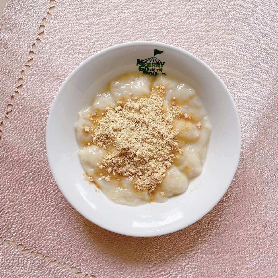 希山愛さんのインスタグラム写真 - (希山愛Instagram)「* 豆乳で作ったおもち🤍  お家にある材料で出来てめっちゃ簡単で ちょっとお腹すいた時にいいかも♪  豆乳もちってどんな感じなんやろ〜 って思ったら、 さっぱりしとって本当に美味しかった😋✨  #希山愛 #ばってん少女隊」7月2日 18時46分 - kiyama_ai_official