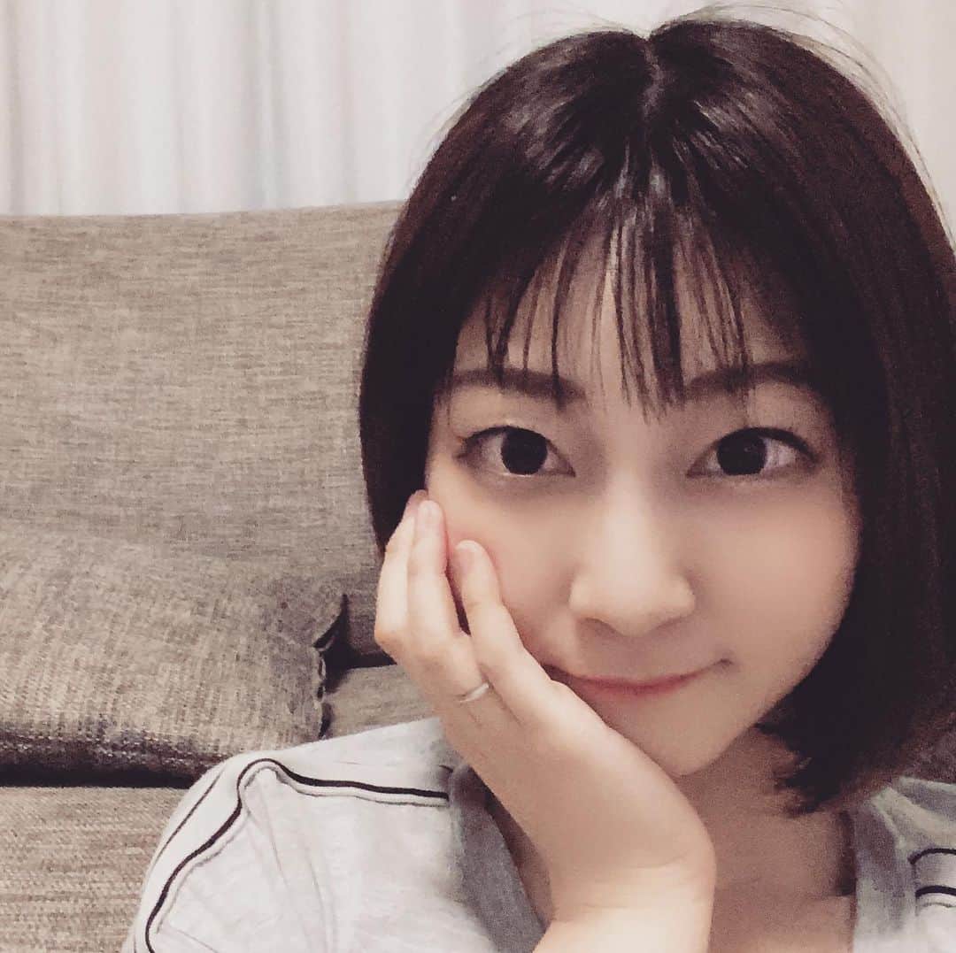 ヒラヤマンのインスタグラム：「虫歯ポーズ。笑」