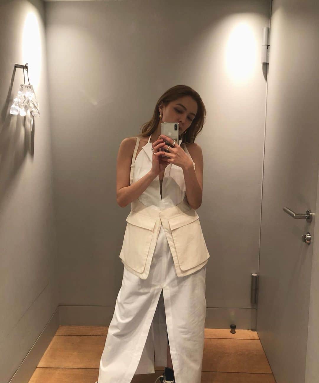 ステファニーのインスタグラム：「🤍🤍🤍」