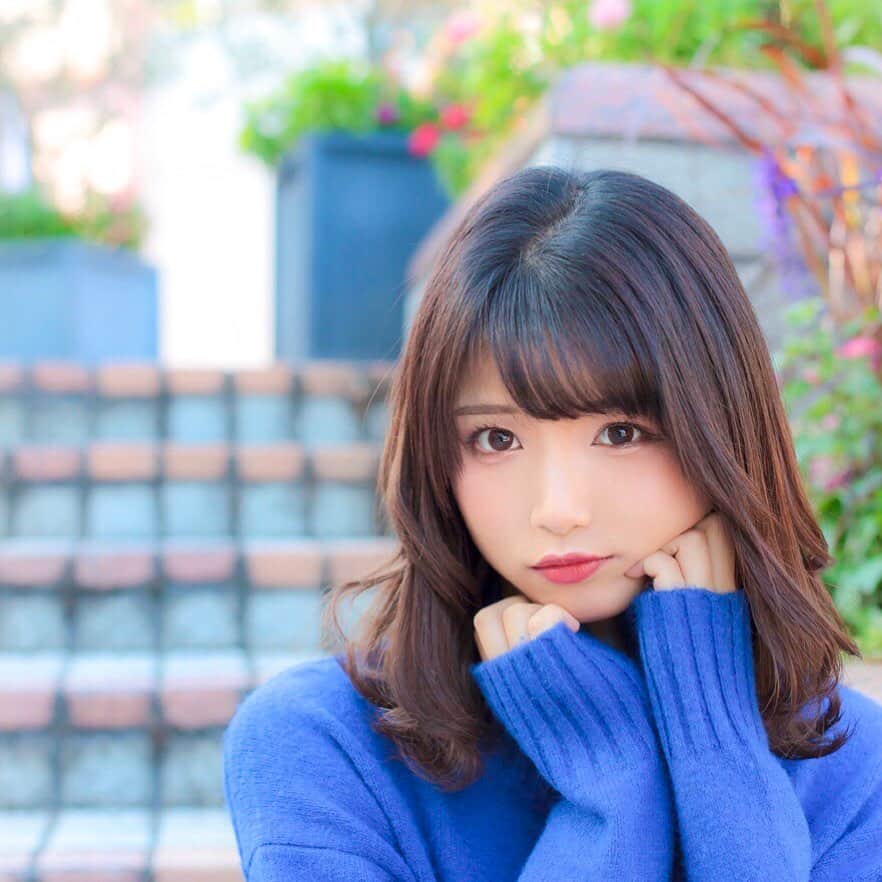 山本ゆうかのインスタグラム：「.﻿ ﻿ ﻿ ﻿ ﻿ スプレー缶処分するのに手間取って﻿ 全部は片付けられなかったけど﻿ ドレッサーはピッカピカになったぞ！！！﻿ ﻿ ﻿ ﻿ 化粧品そんなに持ってる方じゃ無いから﻿ 全然収納できる🧚‍♀️🧚‍♀️🧚‍♀️🧚‍♀️﻿ ﻿ ﻿ ﻿ ﻿ ﻿ ﻿ #gu #神戸北野 #北野異人館 #royalparty  #portrait #ポートレート #ポートレートモデル  #関西サロモ #被写体 #ポートレートしま専科  #ビジョビ #キリトリセカイ #スクリーンに恋して #カメラマンさんと繋がりたい  #サロモ募集中  #portraitphotography #good_portraits_world  #instagood #instaportrait #lovers_nippon  #イチナナライブ #17live #ビゴライブ #ポコチャ」