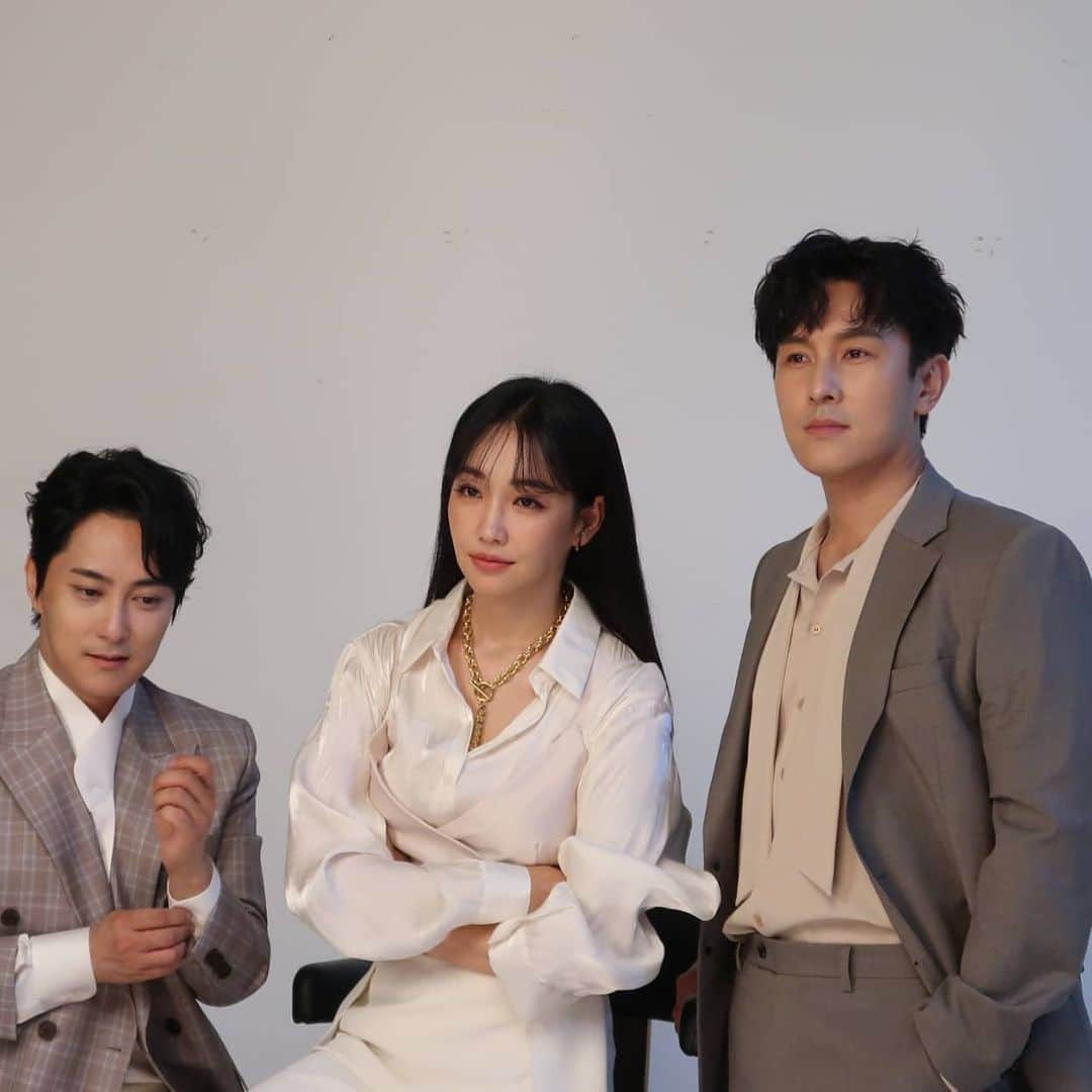 イ・ユリさんのインスタグラム写真 - (イ・ユリInstagram)「#이유리#이봉근#김동완#너무#웃긴#소리꾼」7月2日 19時47分 - leeyuri007