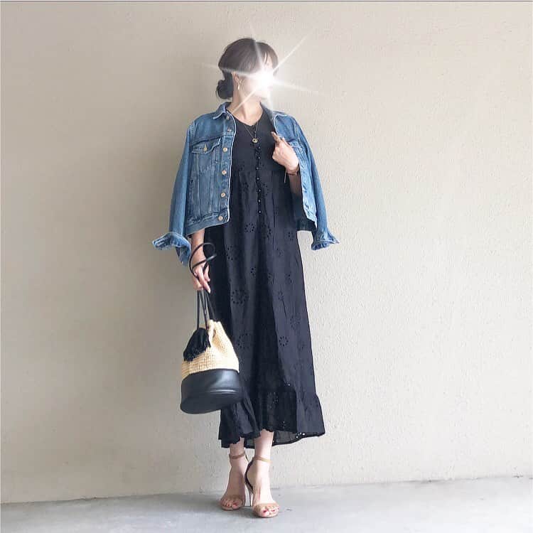 saaaay_kさんのインスタグラム写真 - (saaaay_kInstagram)「2020.07.02 coordinate…♡ 早いものでもう7月ですね！ 今朝セミが鳴き始めました…2020夏のはじめ☀️ ・ ・ 暑い日には涼しげなコットンレースの さらっとワンピースを1枚で！ @fifth_store ▷▷▷60%OFFですよー✨ ・ ・ #fifth#fifthtl#フィフス#コットンレースマキシワンピース#フェミニン#ワンピース#高身長コーデ#ワンマイルコーデ#ワンマイルウェア#リラックスコーデ#おうちコーデ#おうちファッション#おうち時間#shwf」7月2日 19時53分 - saaaay_k