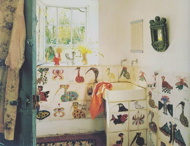 シー ニューヨークさんのインスタグラム写真 - (シー ニューヨークInstagram)「Home of French ceramic artist Marguerite ‘Guidette’ Carbonell (1910-2008)  World of Interiors, October ‘07」7月2日 19時54分 - seanewyork