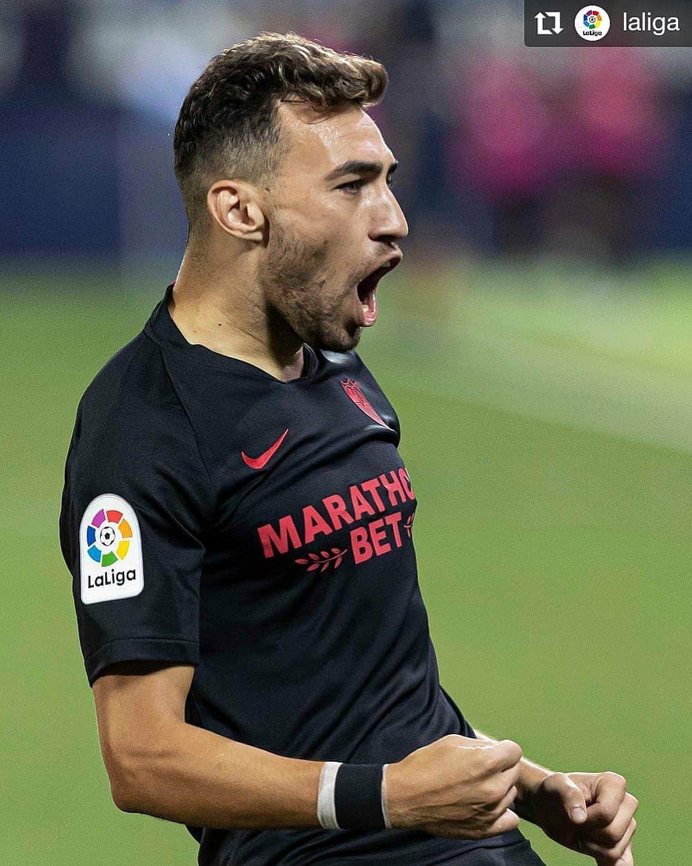 セビージャFCさんのインスタグラム写真 - (セビージャFCInstagram)「#Repost @laliga • • • • • • GOAL SHOUT‼️⚽️❤️ • ¡El GRITO de @munirhaddadi! ⚽️❤️ • #Munir #SevillaFC #LaLiga #LaLigaSantander #Goal」7月2日 22時02分 - sevillafc